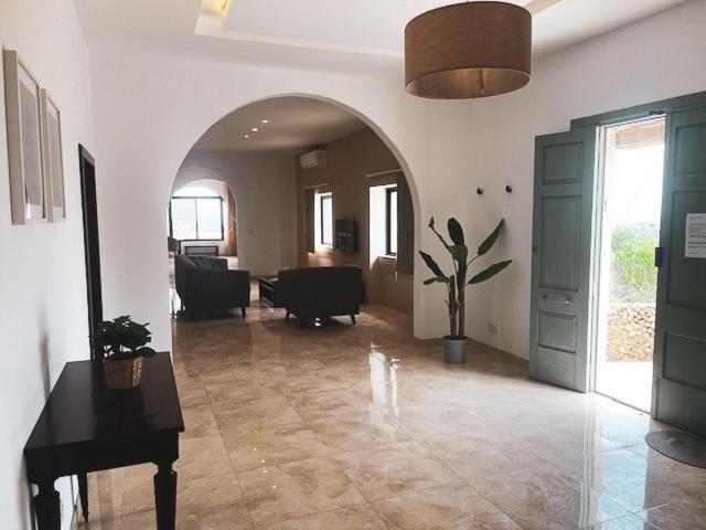 Spacious, Bright, Valley & Sea View Maisonette ซากฮรา ภายนอก รูปภาพ
