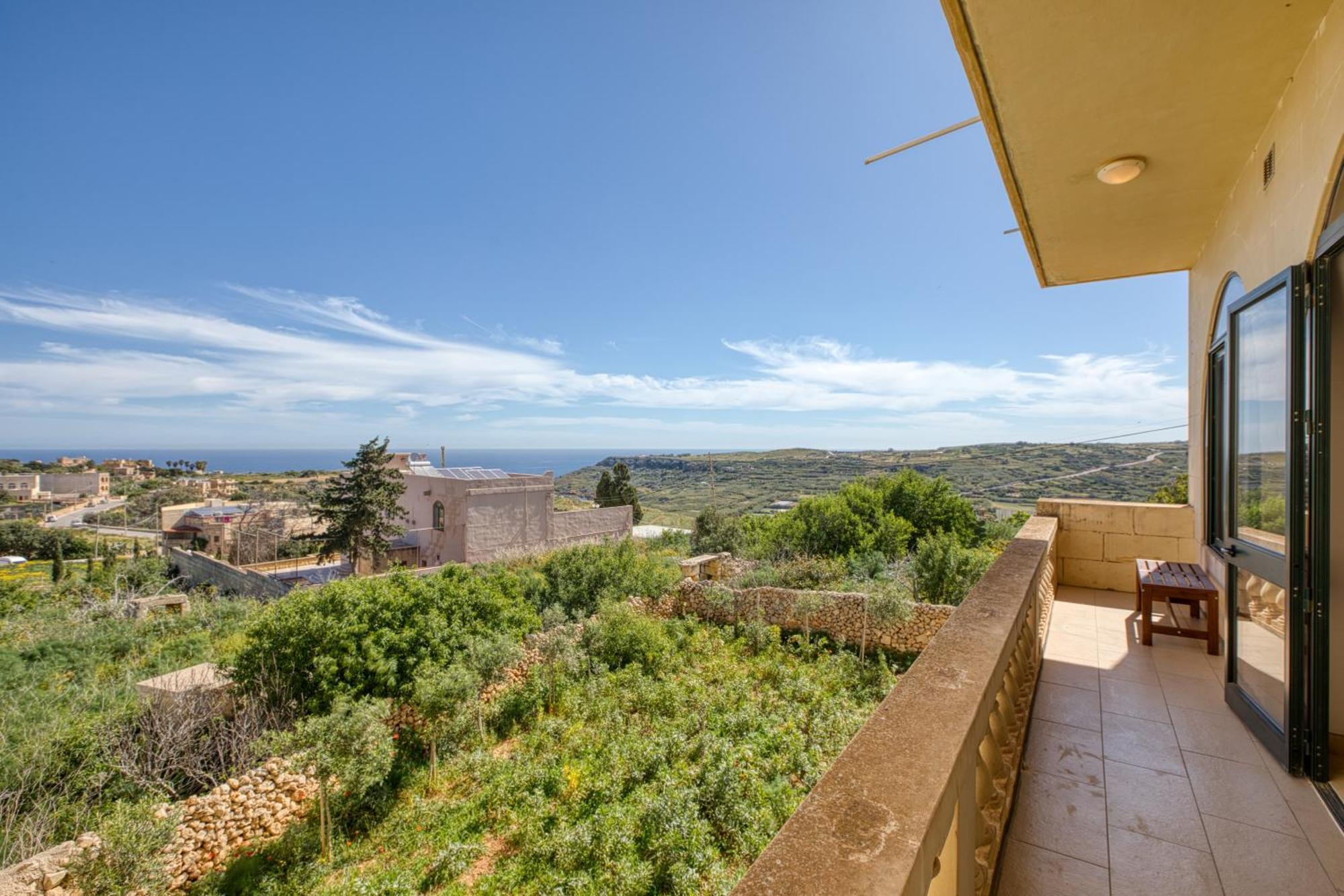 Spacious, Bright, Valley & Sea View Maisonette ซากฮรา ภายนอก รูปภาพ
