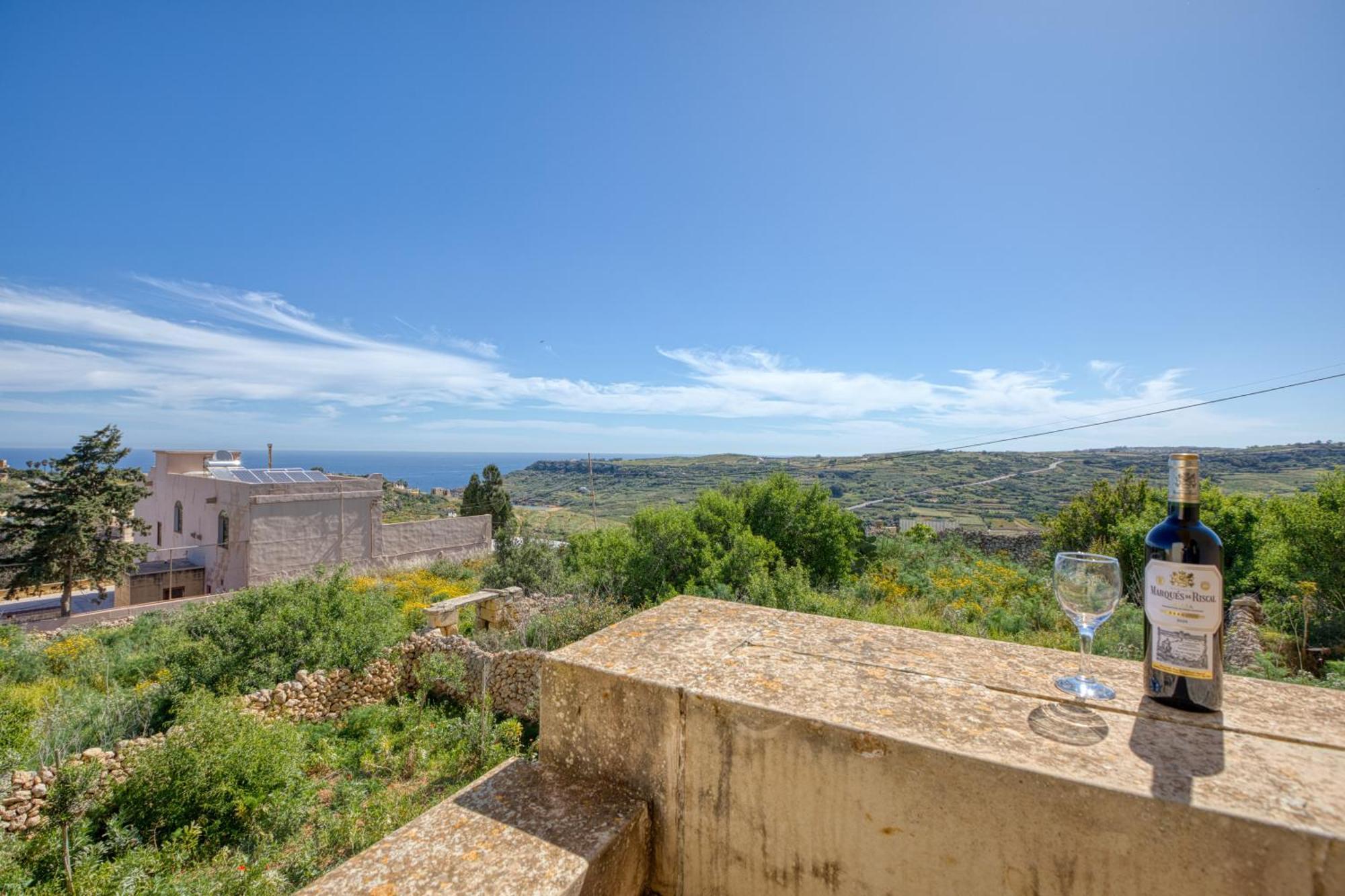 Spacious, Bright, Valley & Sea View Maisonette ซากฮรา ภายนอก รูปภาพ
